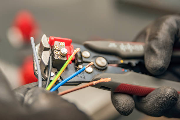 Best Circuit Breaker Repair  in Dayton, OH